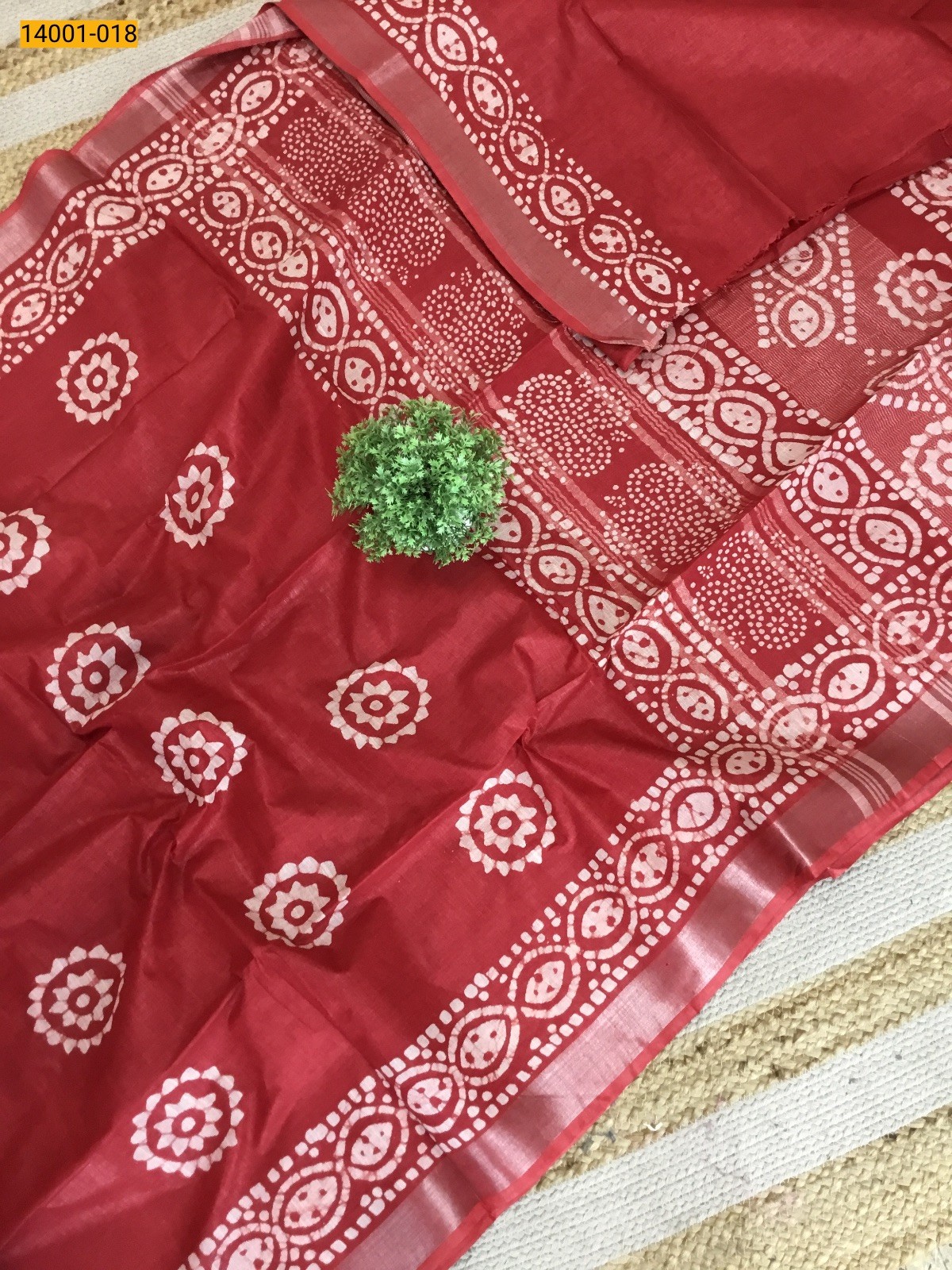 Red Linen Cotton Batik Printed Sarees