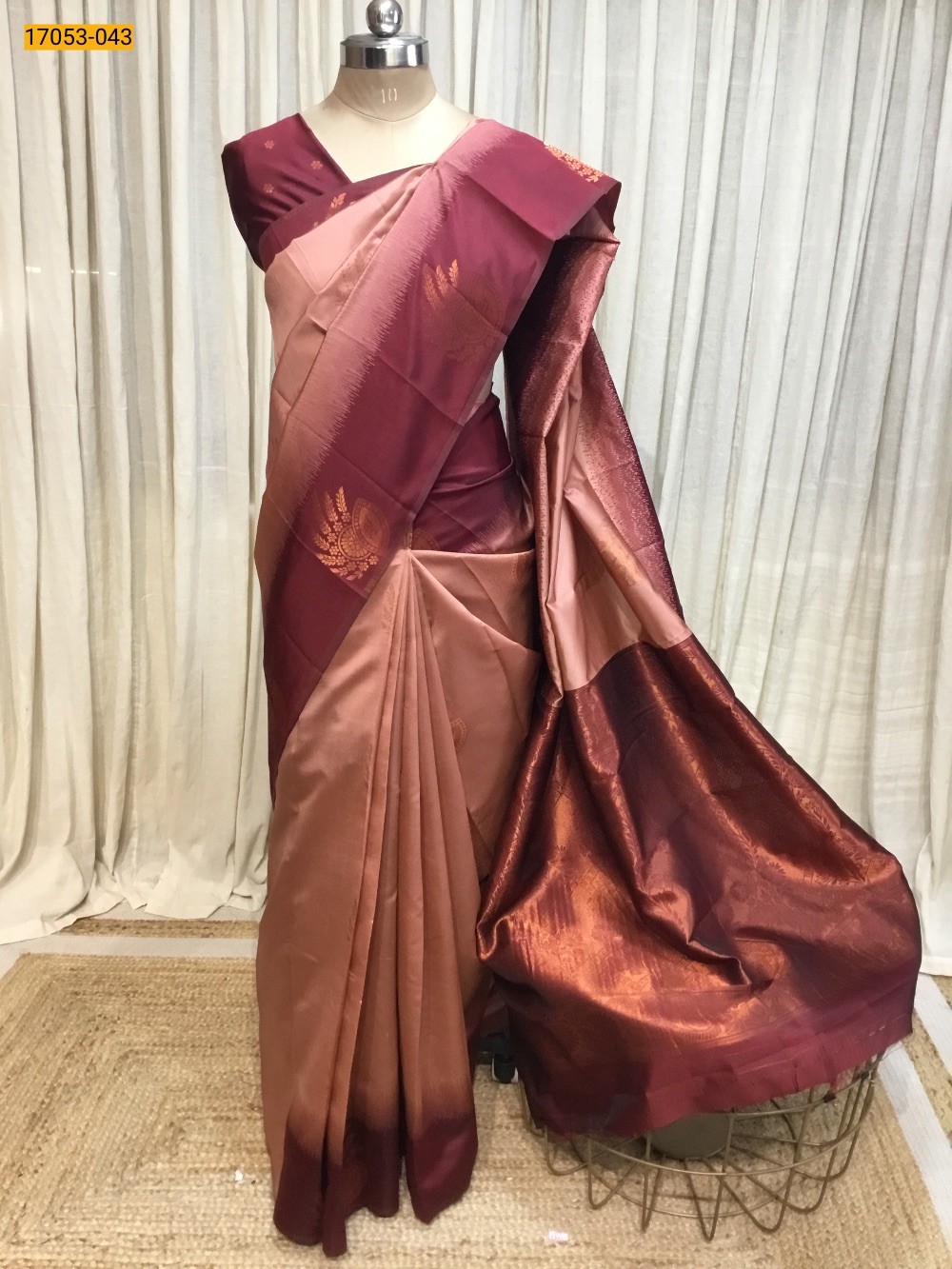 Peach Mayuri Menpattu Ikkat Border Soft Silk Saree