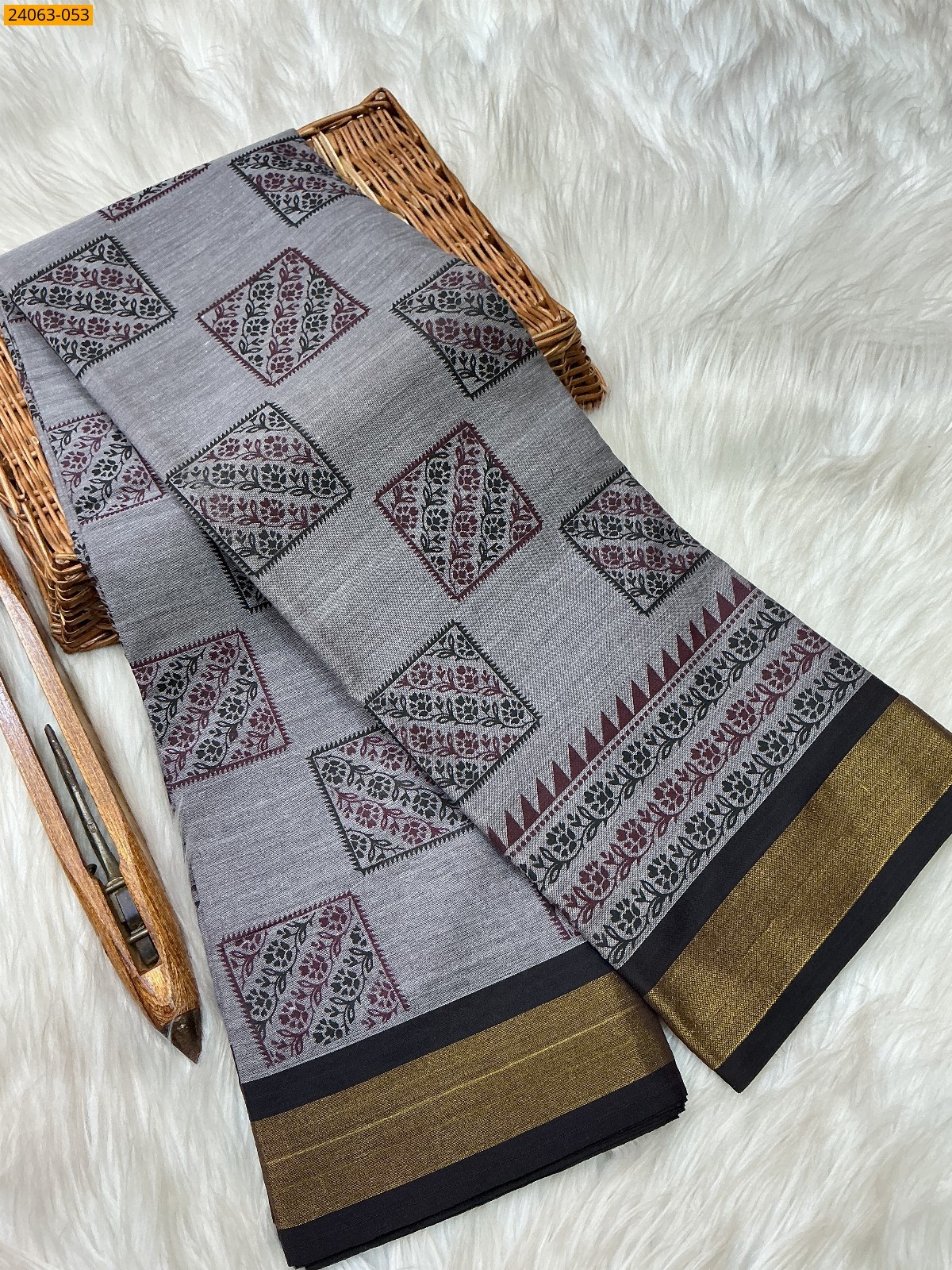 Grey Tirupur Dyed Printed Cotton Saree