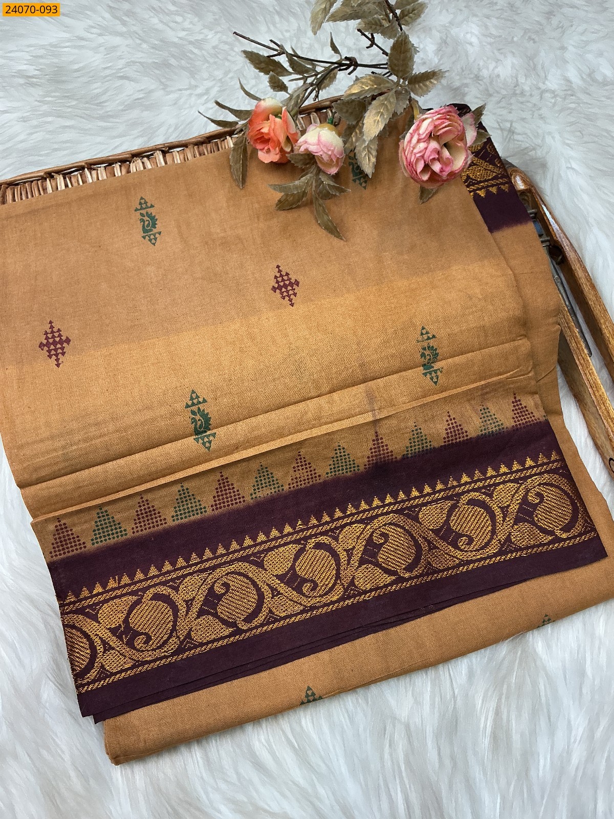 Brown Sungudi Pure Cotton Saree
