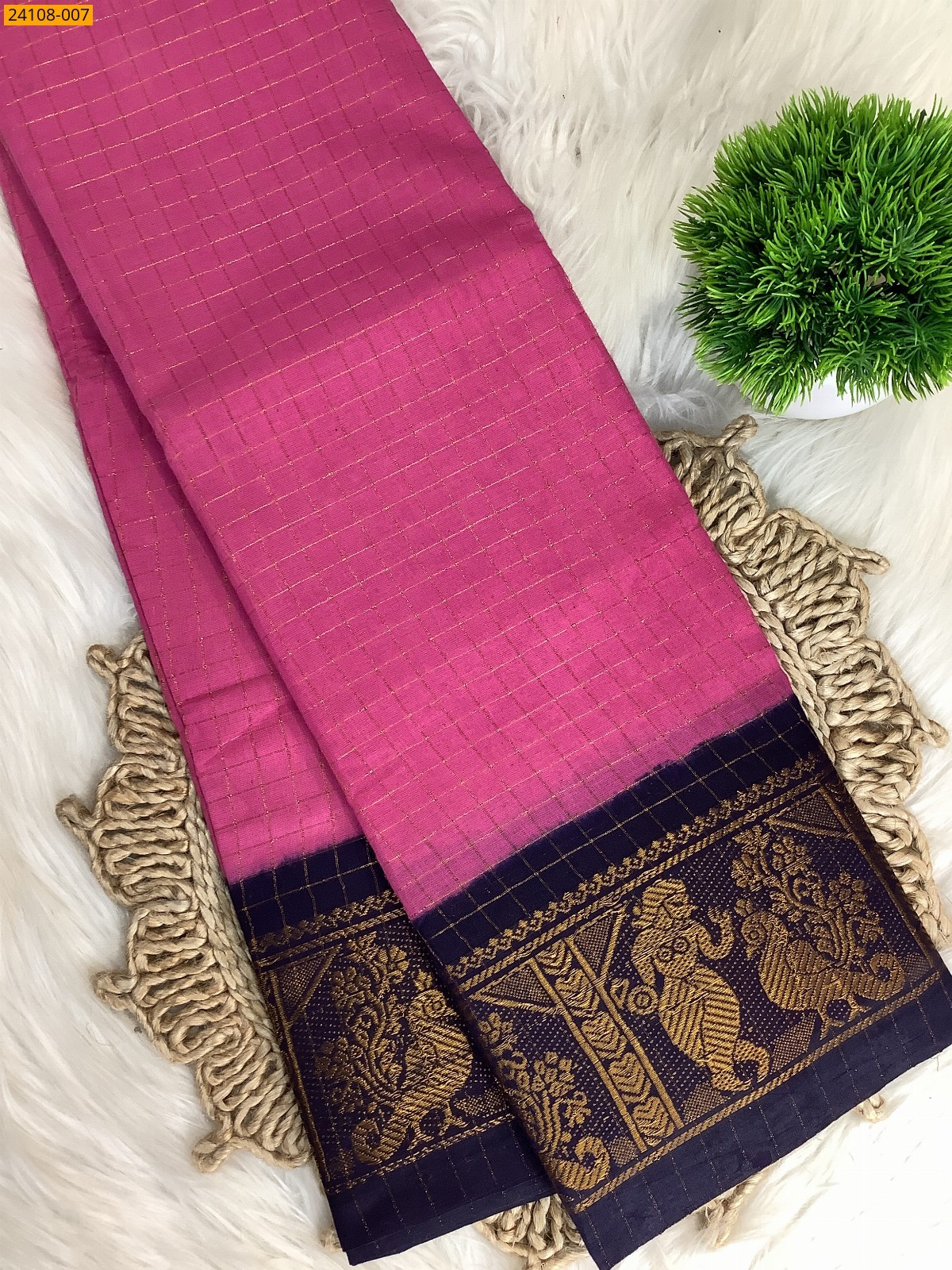 Rose Sungudi Cotton Zari kattam Sarees