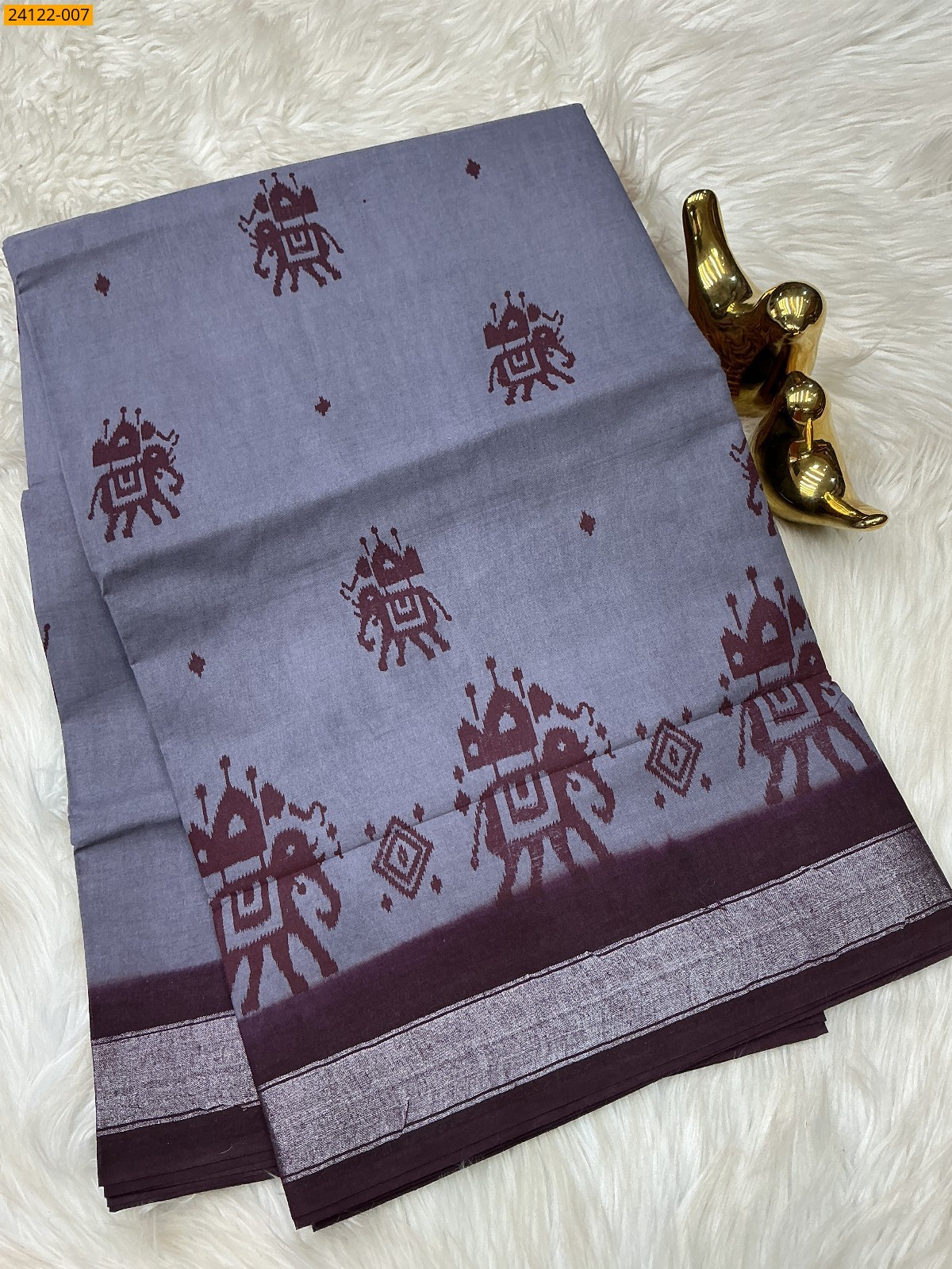 Grey Sungudi cotton printed sarees