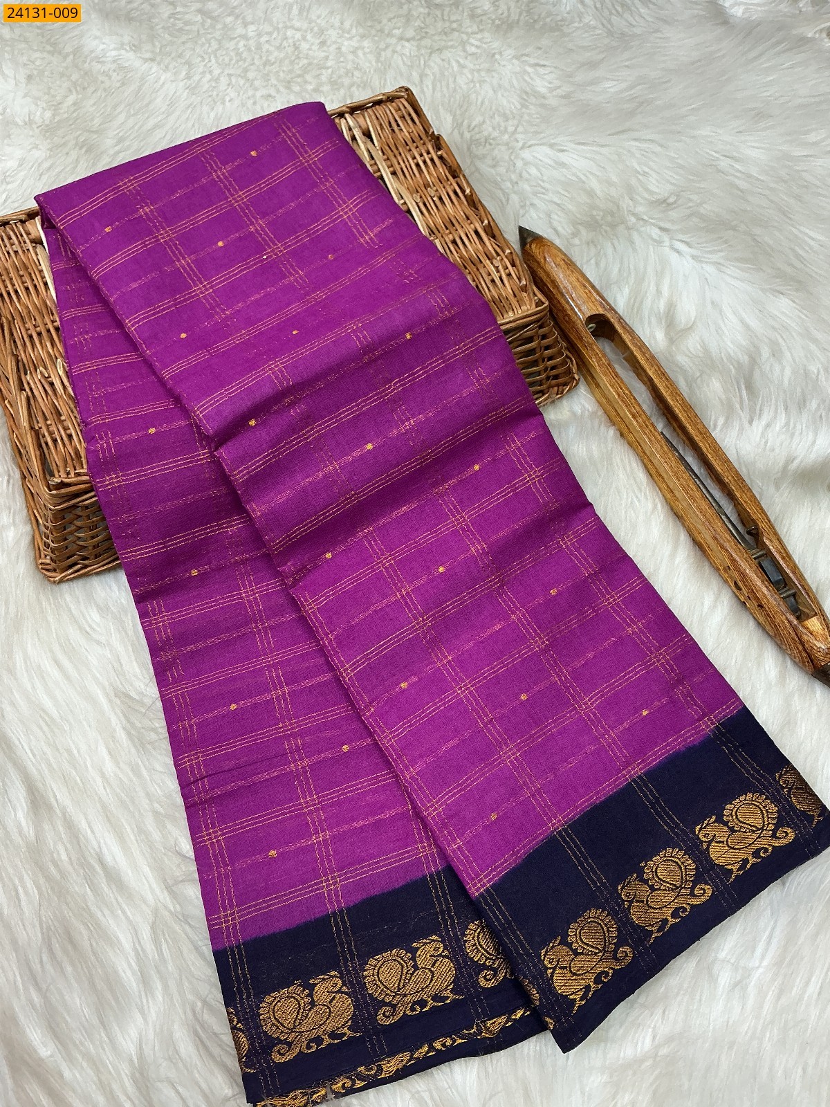 Magenta Sungudi Pure Cotton Saree