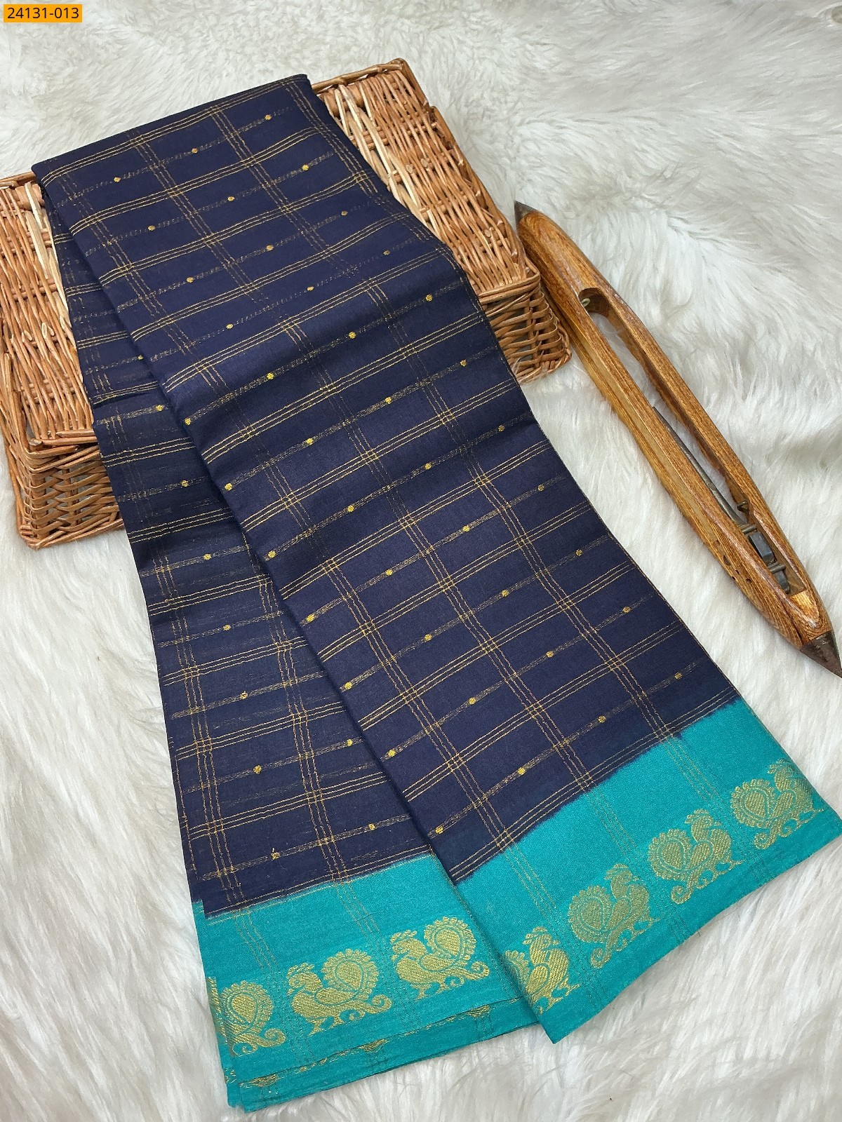 Dark Navy Sungudi Pure Cotton Saree