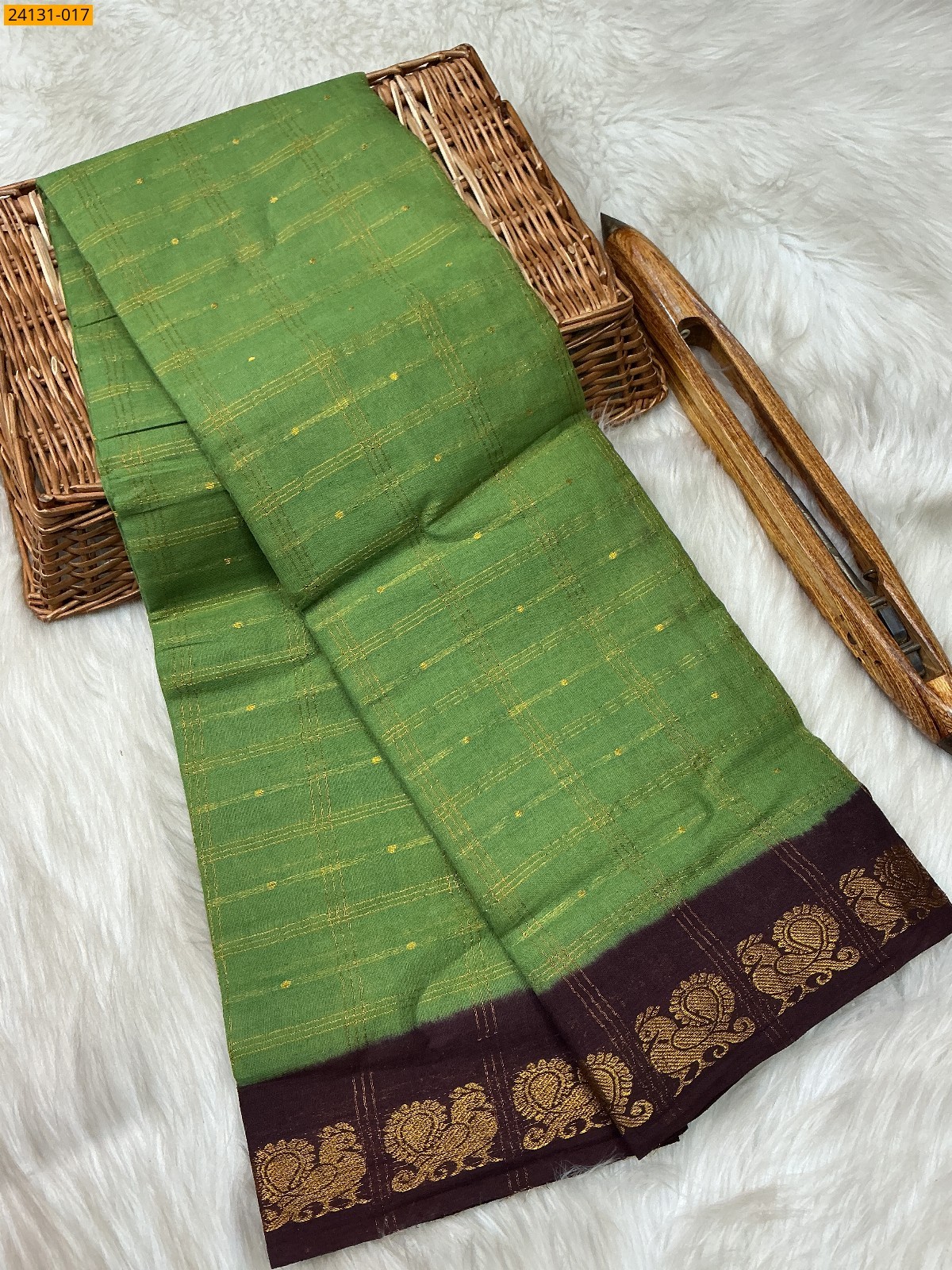 Light Green Sungudi Pure Cotton Saree