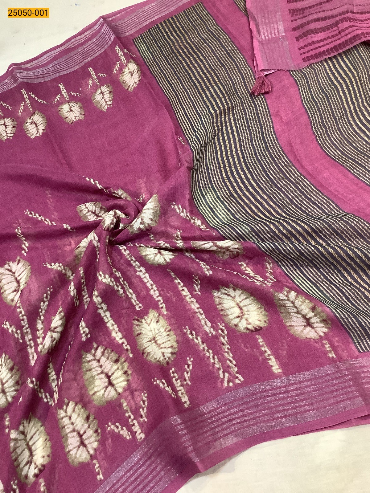  Onion Pink Mulmul Digital Fancy Cotton Saree