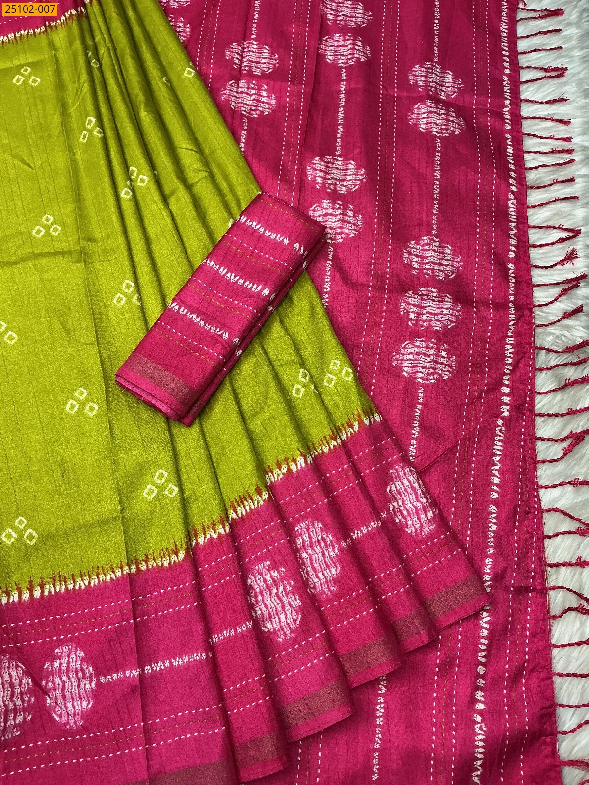 Olive Green Soft Linen Samkalin Silk Saree
