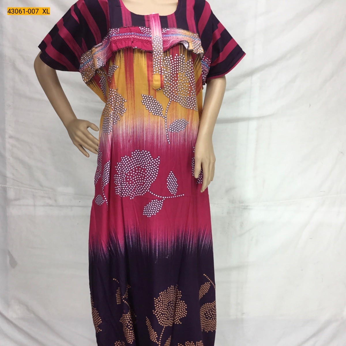 Rose With Yellow Feeding Cotton Printed Nighty-XL
