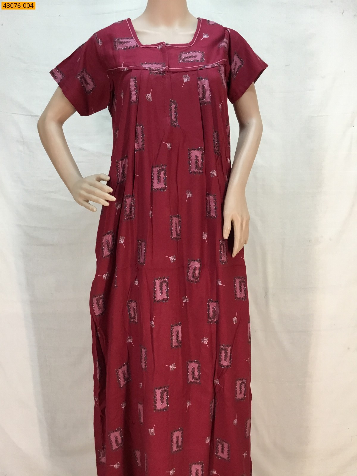 Red Alphine Semi Regular Fit