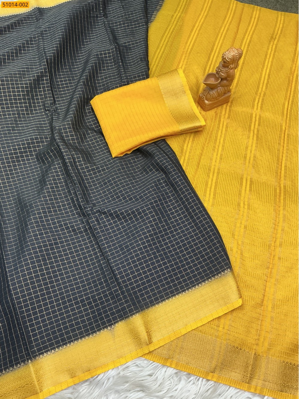 Mysore Crepe Silk Checked Saree