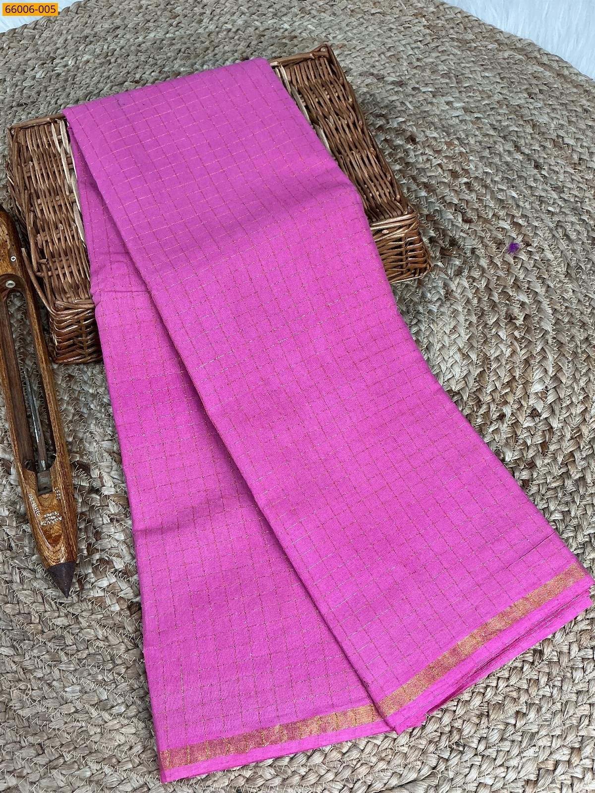 Pink Sungudi Cotton Zari kattam Saree
