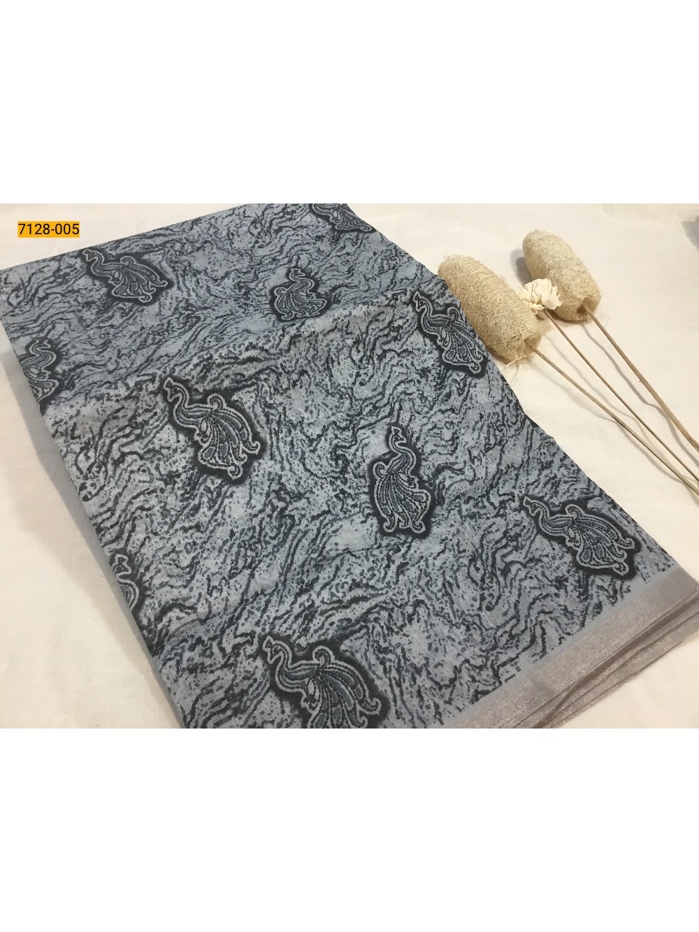Gray Mercerised Silk Cotton Saree Gray Mercerised Silk Cotton Saree