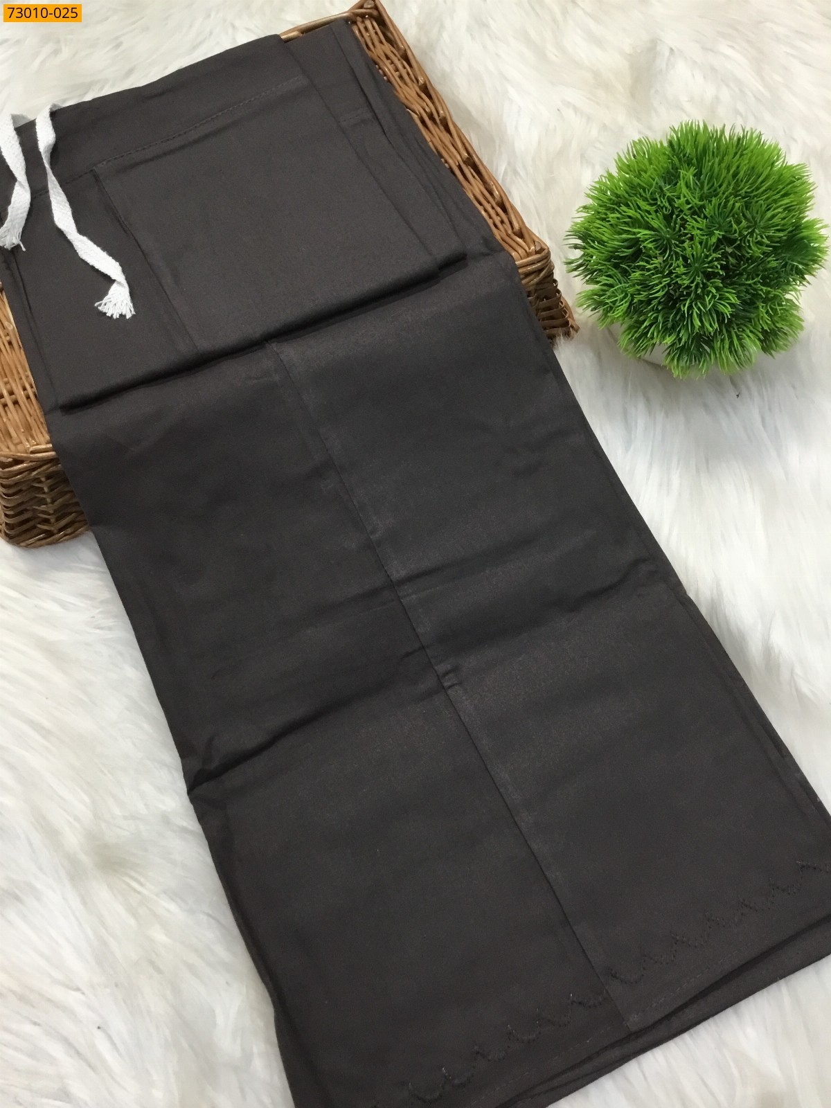 Elephant Black Mangai Cotton Inskirt 7 Part