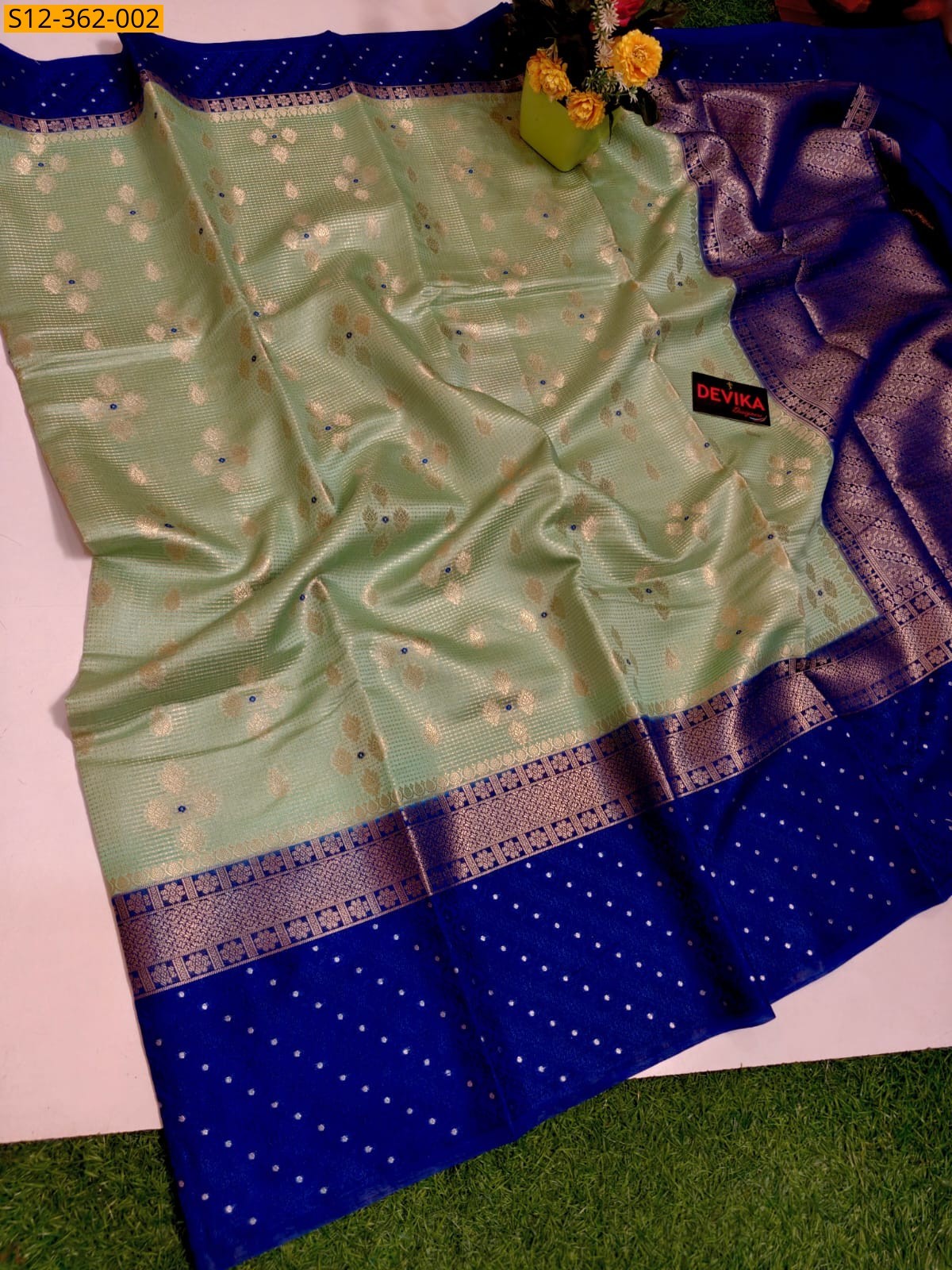 Green Banarsi daibal kataan soft silk Saree