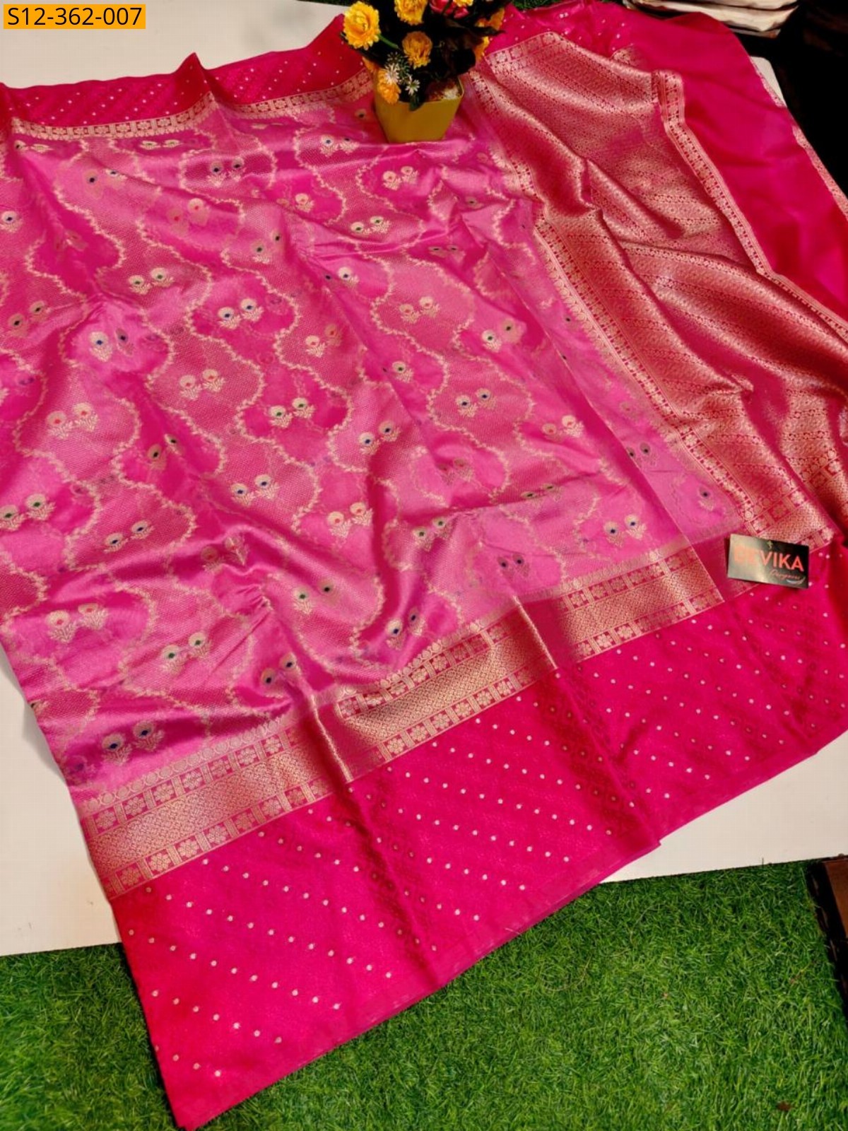 Pink Banarsi daibal kataan soft silk Saree