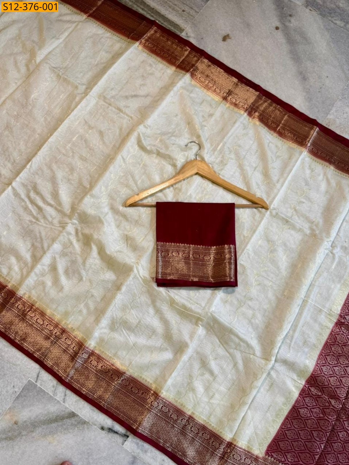 Half White Fancy Banarsi daibal Semi chiniya soft silk Saree
