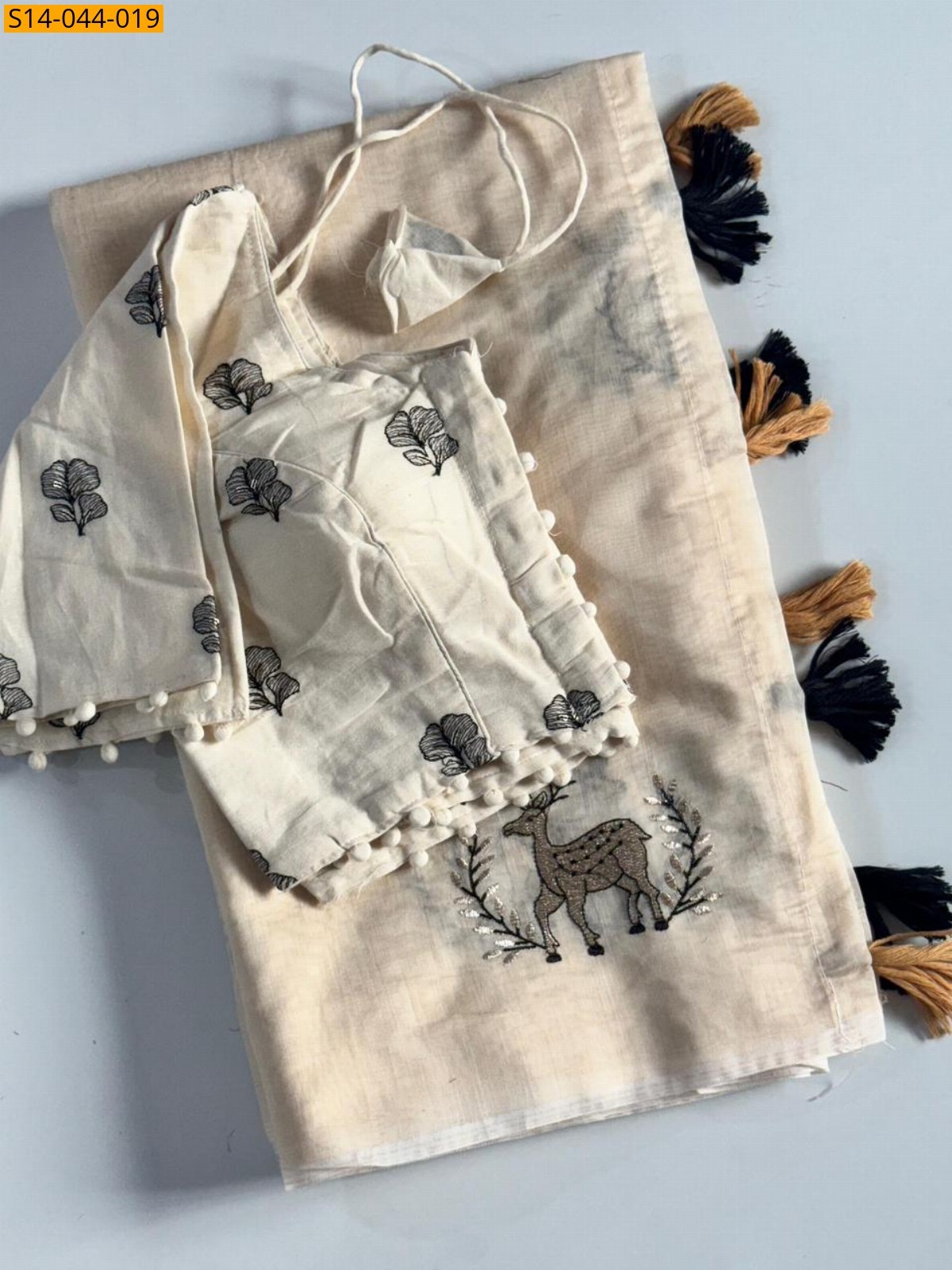 Half White Premium chanderi deer saree