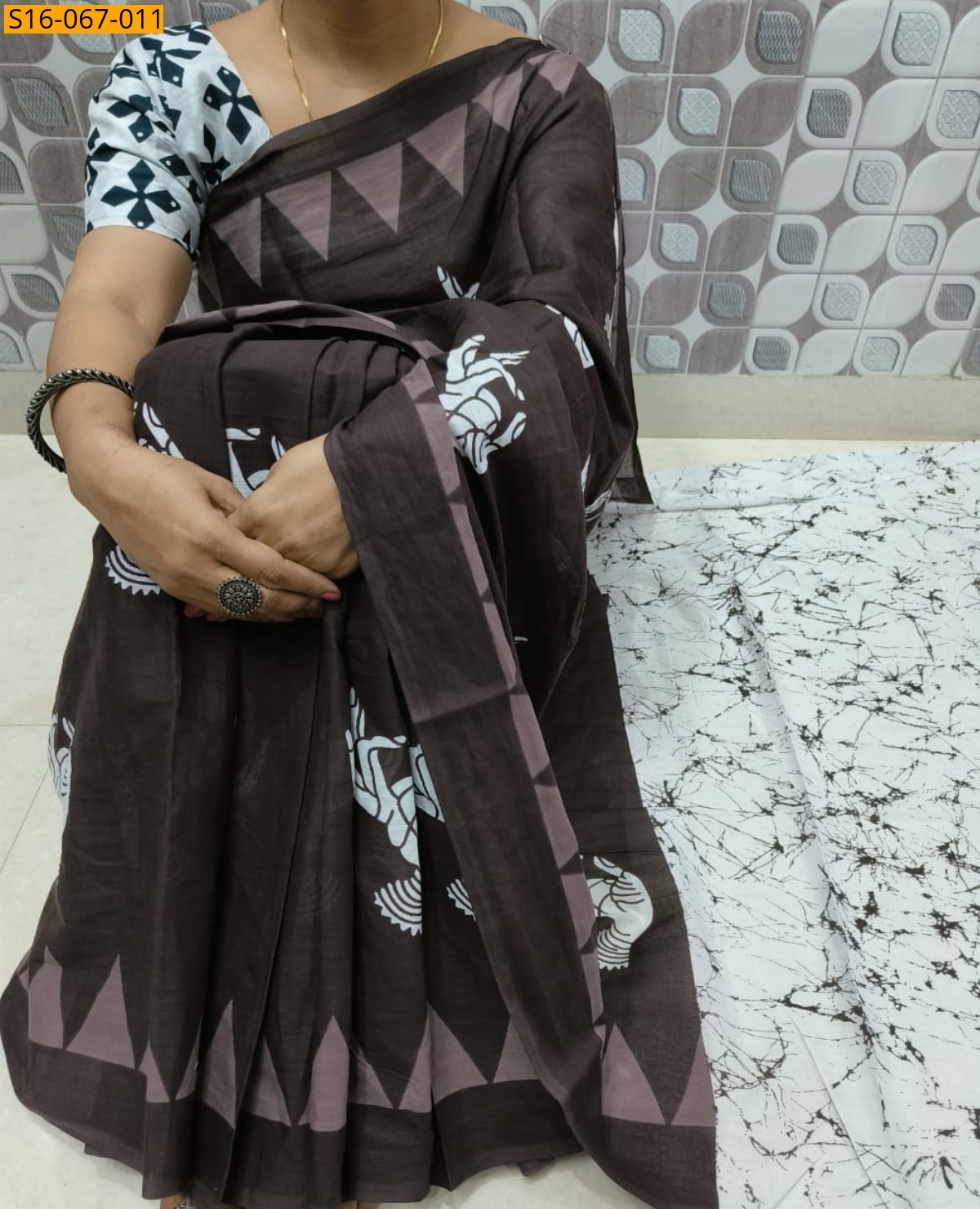 Black Fancy Cotton Mul Mul Sarees