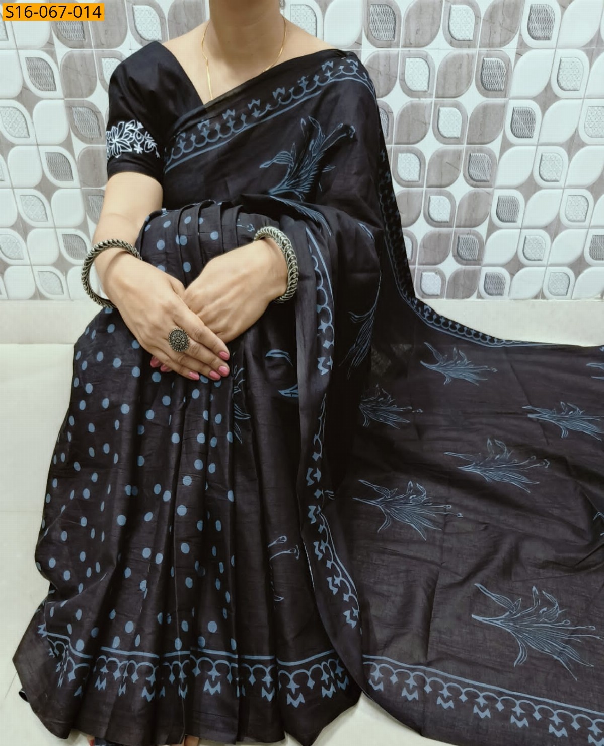 Black Fancy Cotton Mul Mul Sarees