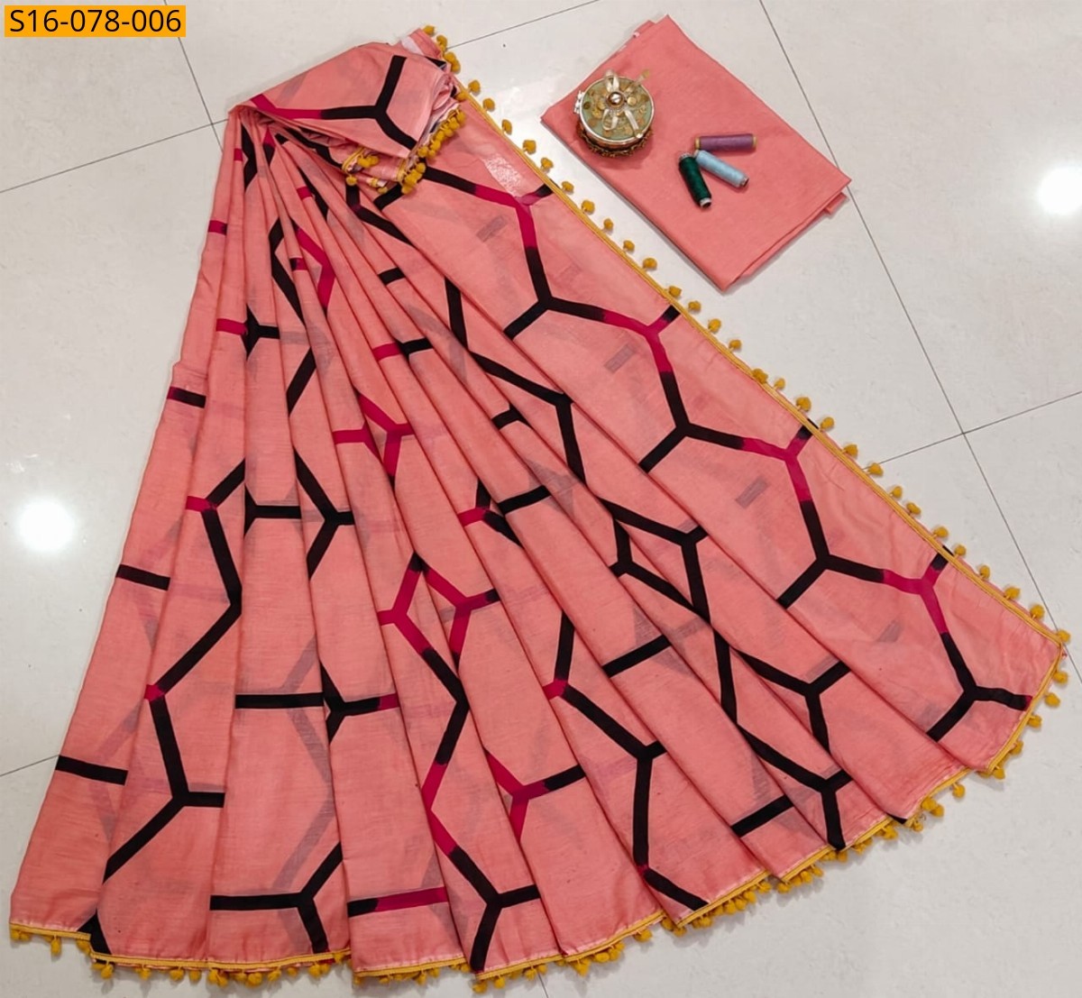 White Mulmul cotton  sarees With Pompom