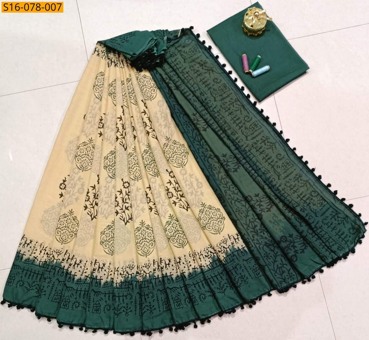 Purple Mulmul cotton  sarees With Pompom
