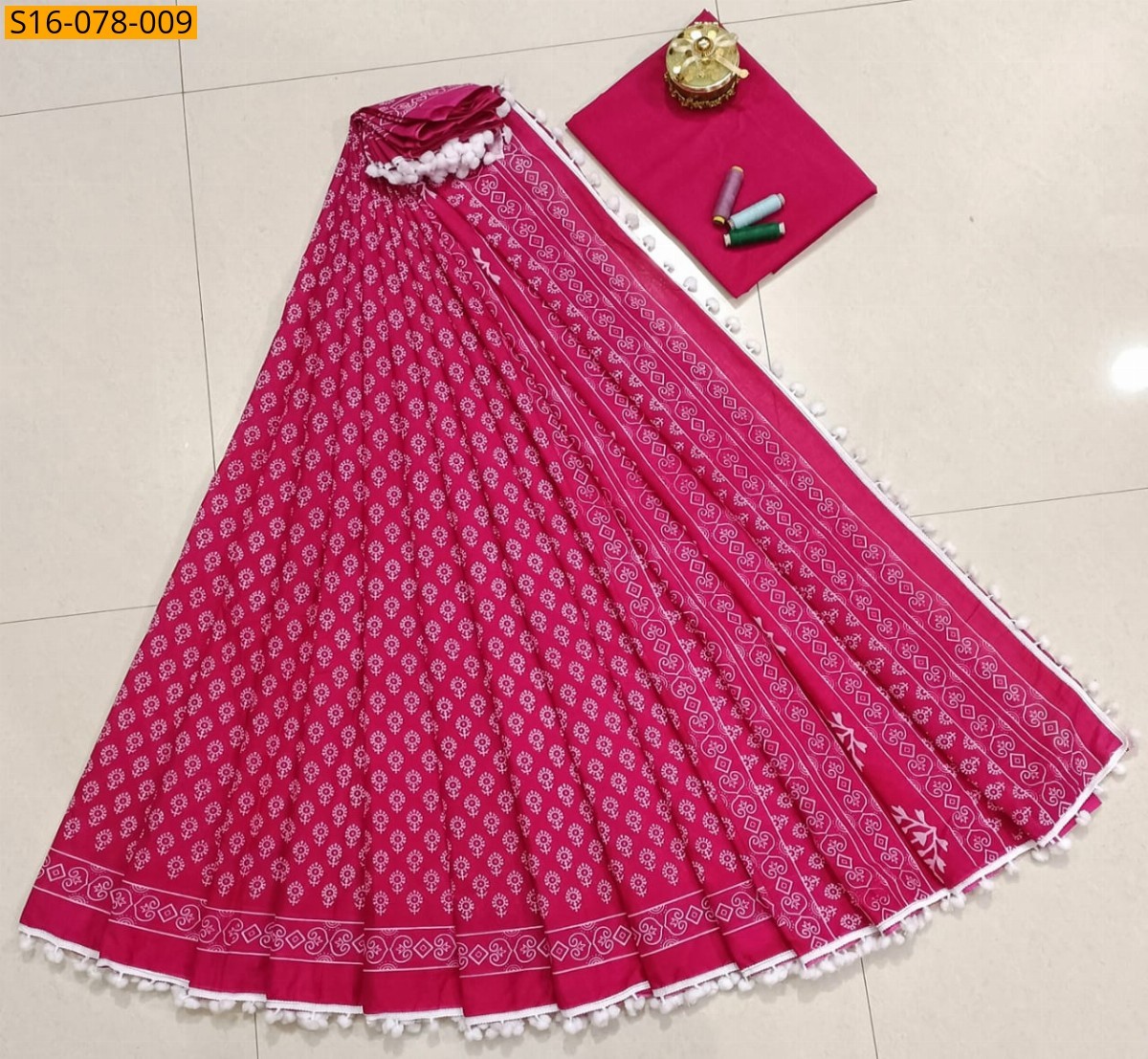 Pink Mulmul cotton  sarees With Pompom