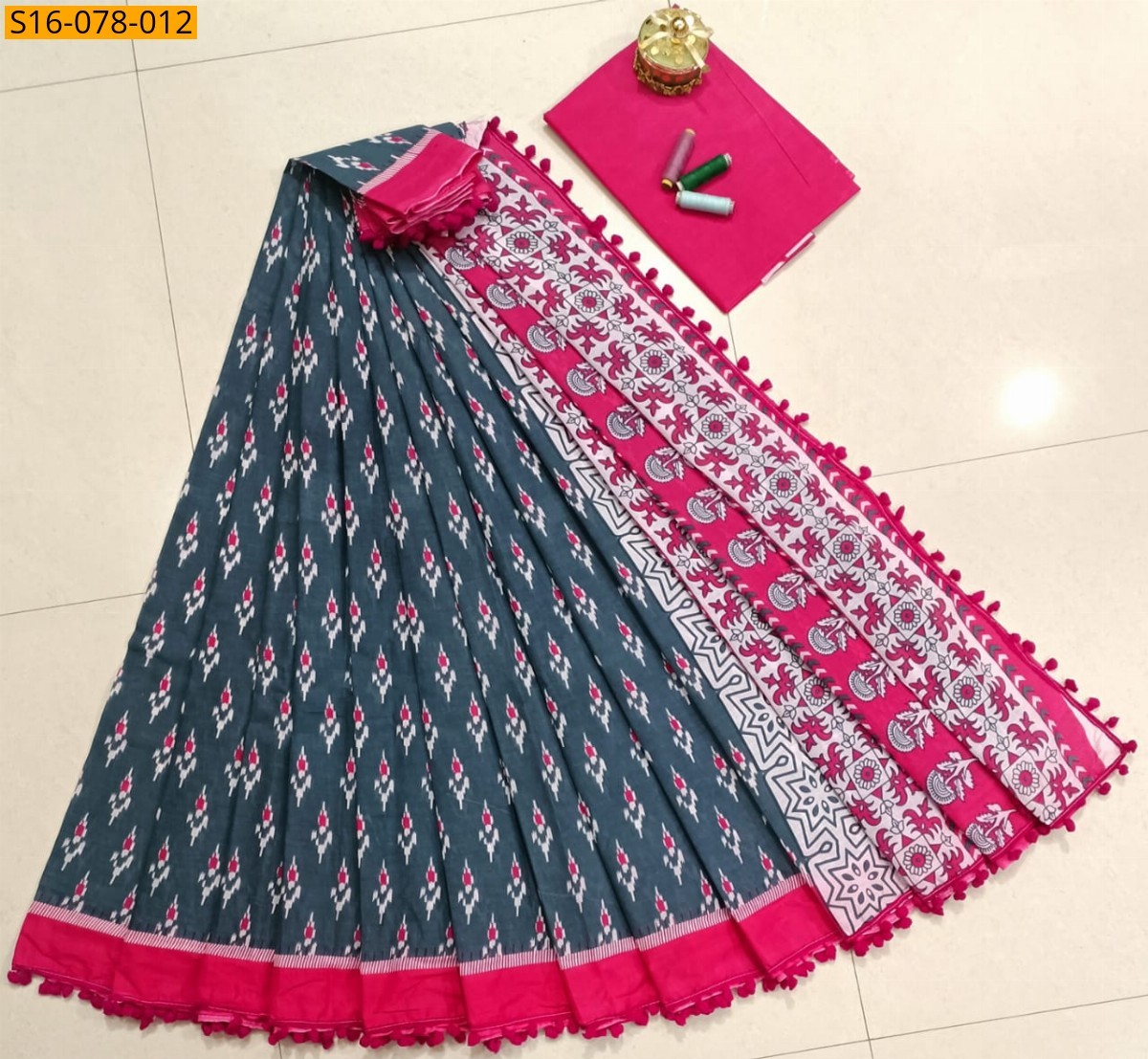 White Mulmul cotton  sarees With Pompom