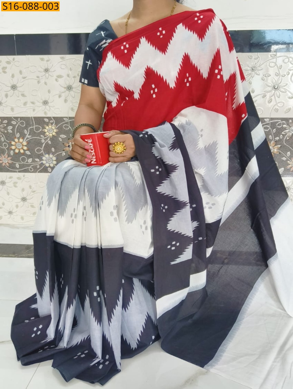 White Mulmul cotton  sarees