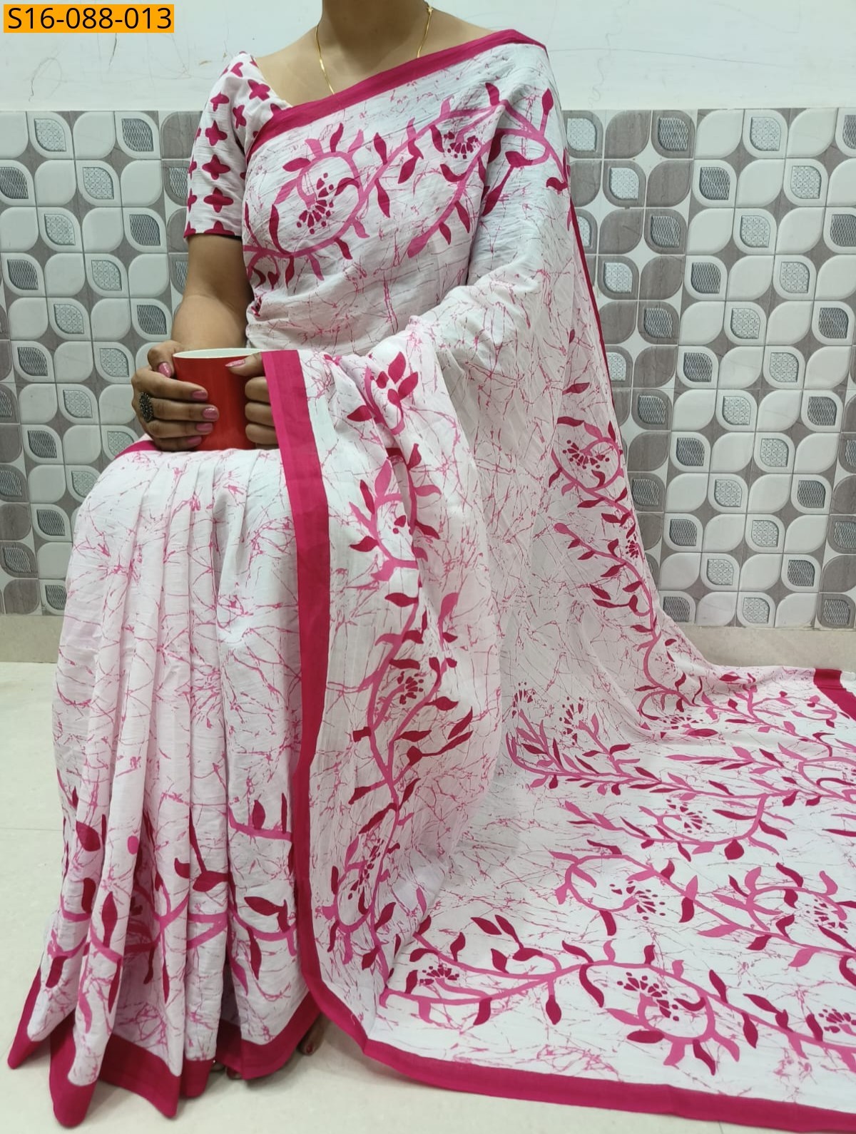 White Mulmul cotton  sarees