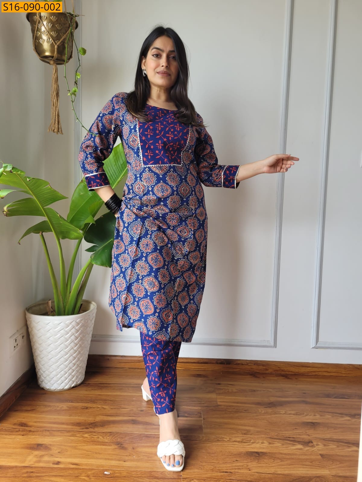 Blue Fancy Cotton Handblock Printed Kurti With Pant