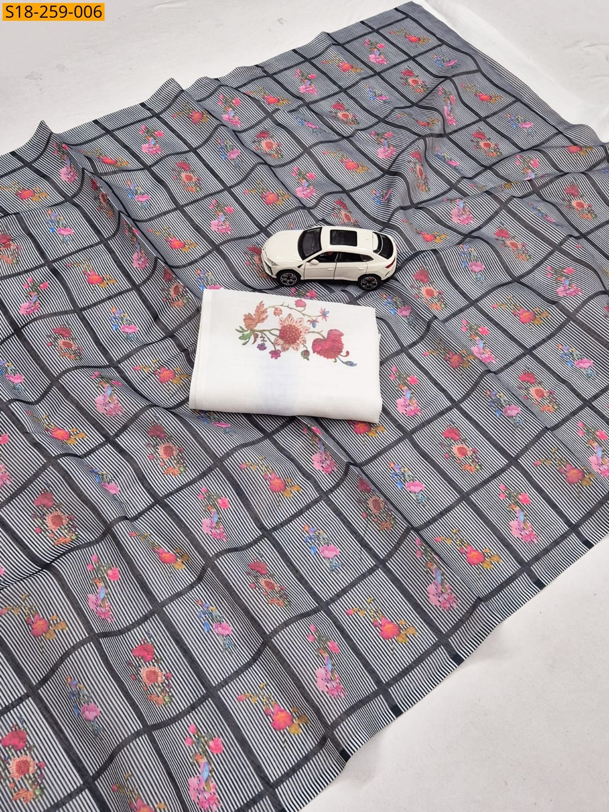 Grey Fancy Linen Printed Saree