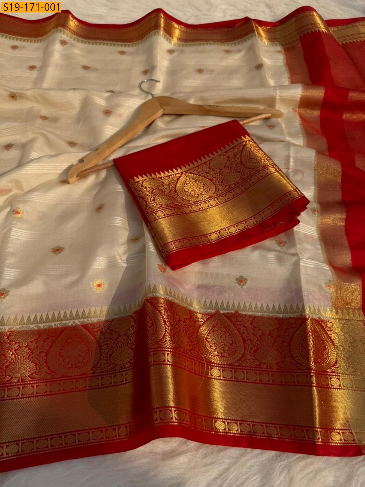 White Banarasi Raw Mango Soft Silk Sarees