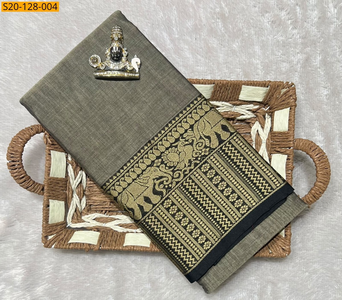 Grey Traditional Narayanpet Saree