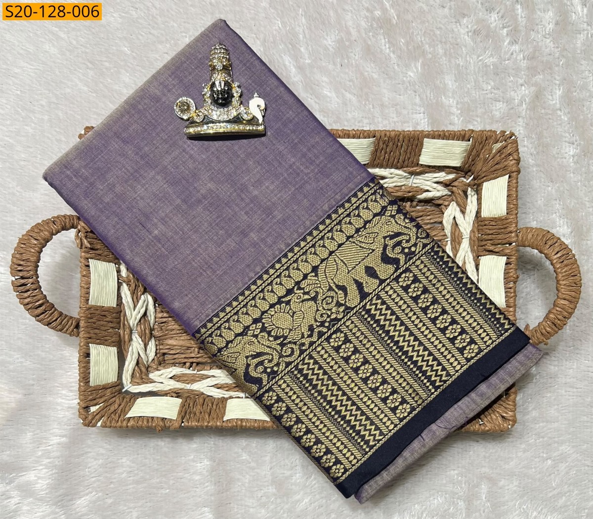 Light purple Traditional Narayanpet Saree