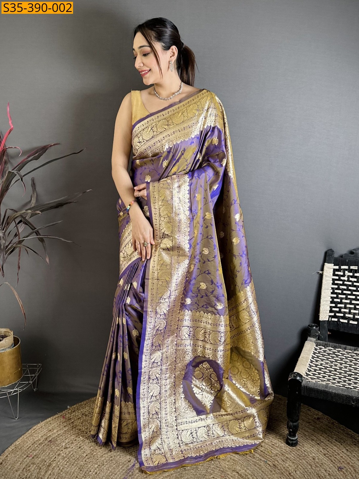 Onion Fancy banarasi silk saree saree