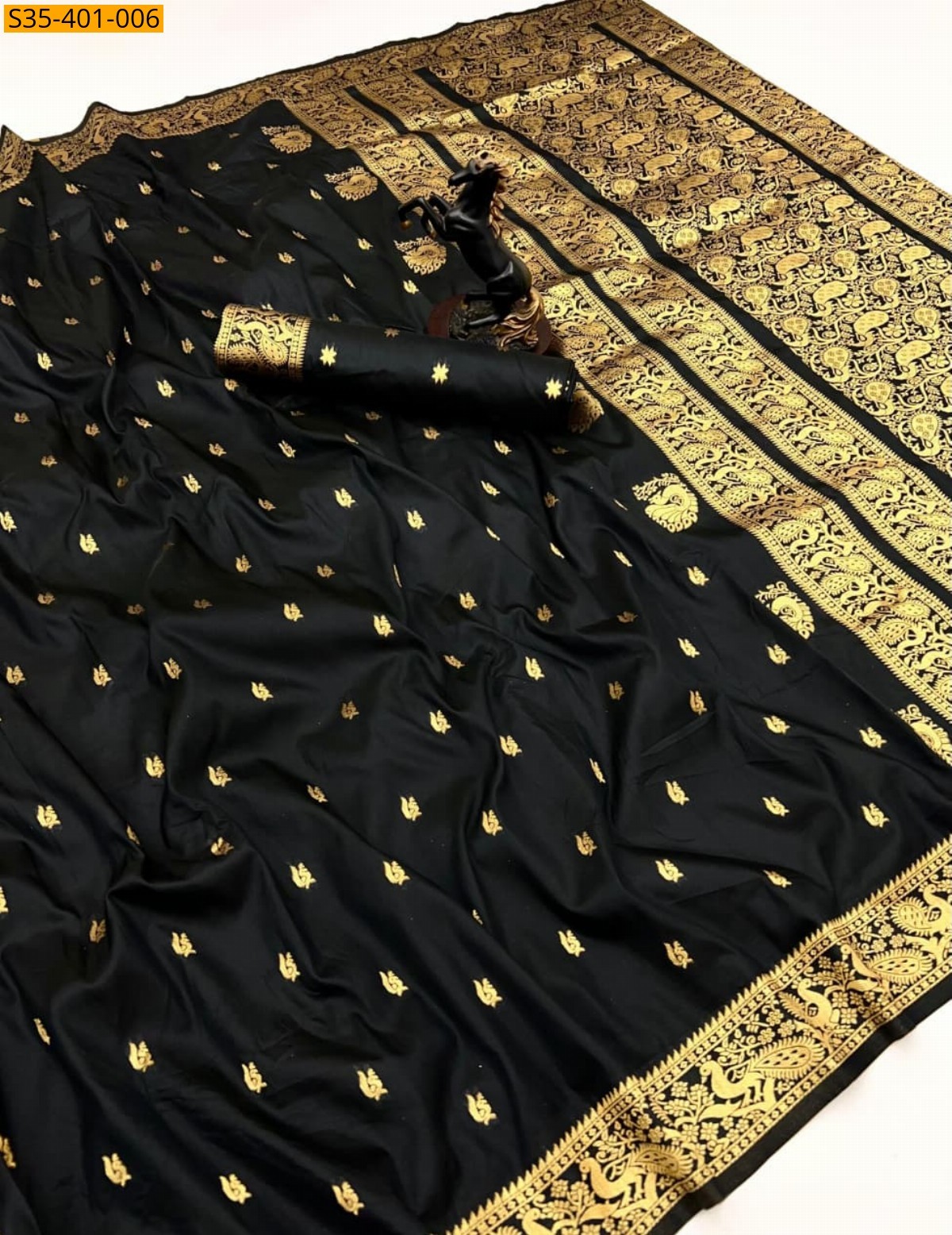 Black Fancy Soft Silk Weaving Sarees