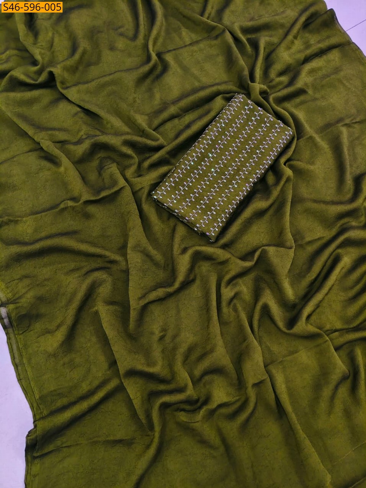 Fancy Rangoli Crush Saree