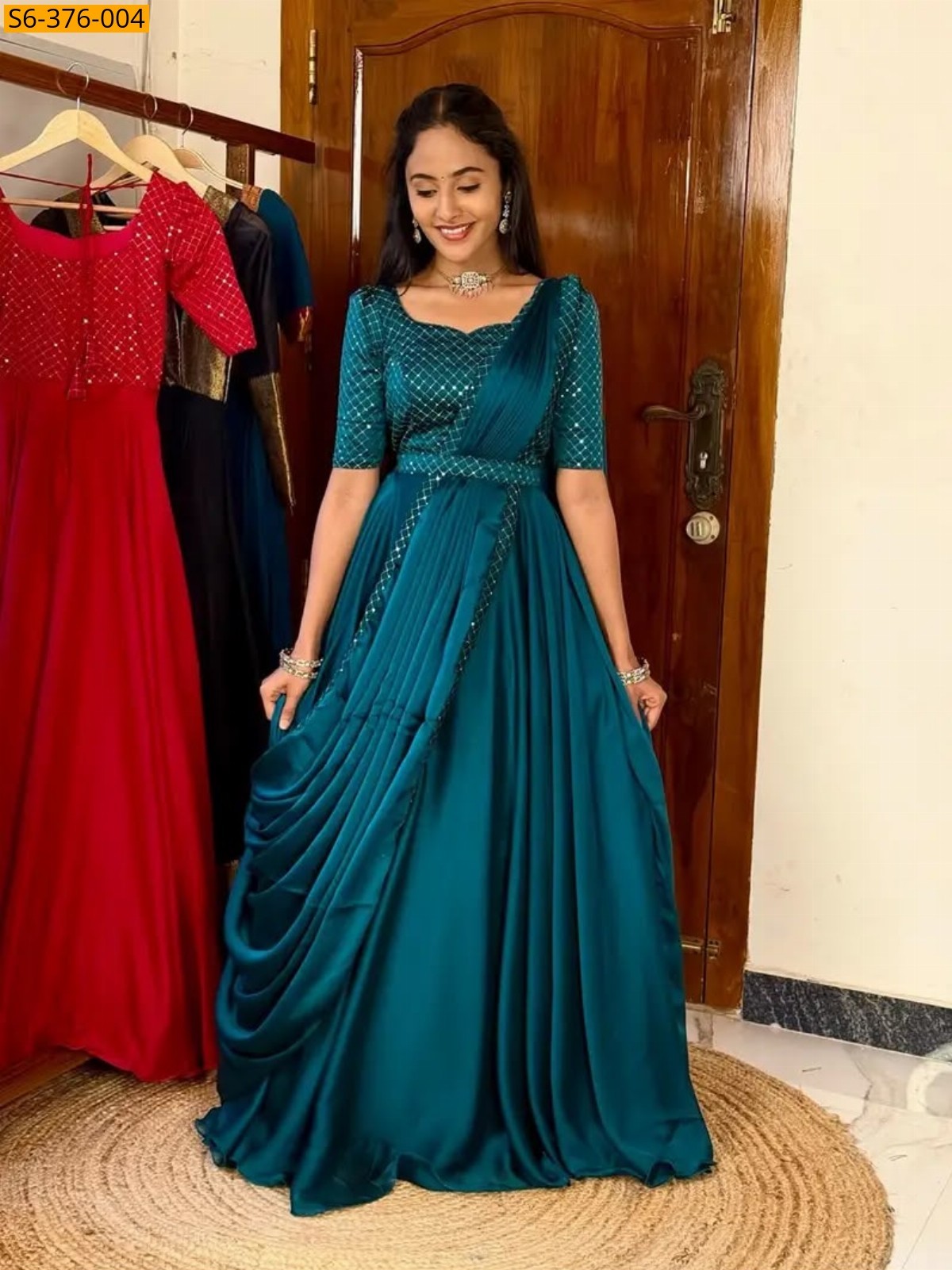 Morpitch Fancy Sparkling Georgette Anarkali