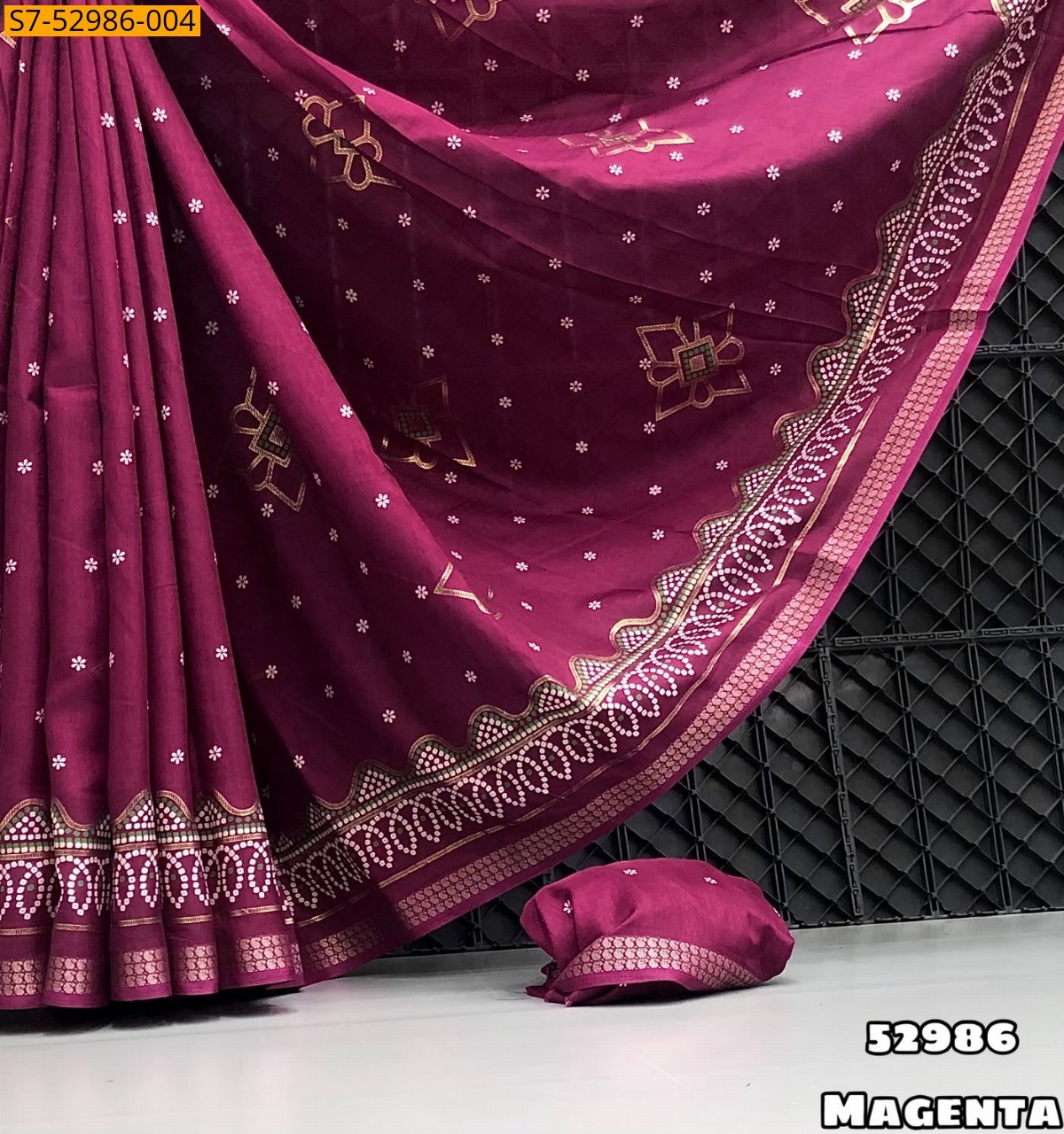 Meganta Fancy Dola Silk Saree